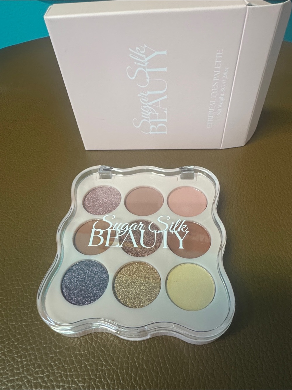 sugar silk beauty Neutral & Shimmer Eyeshadow Palette